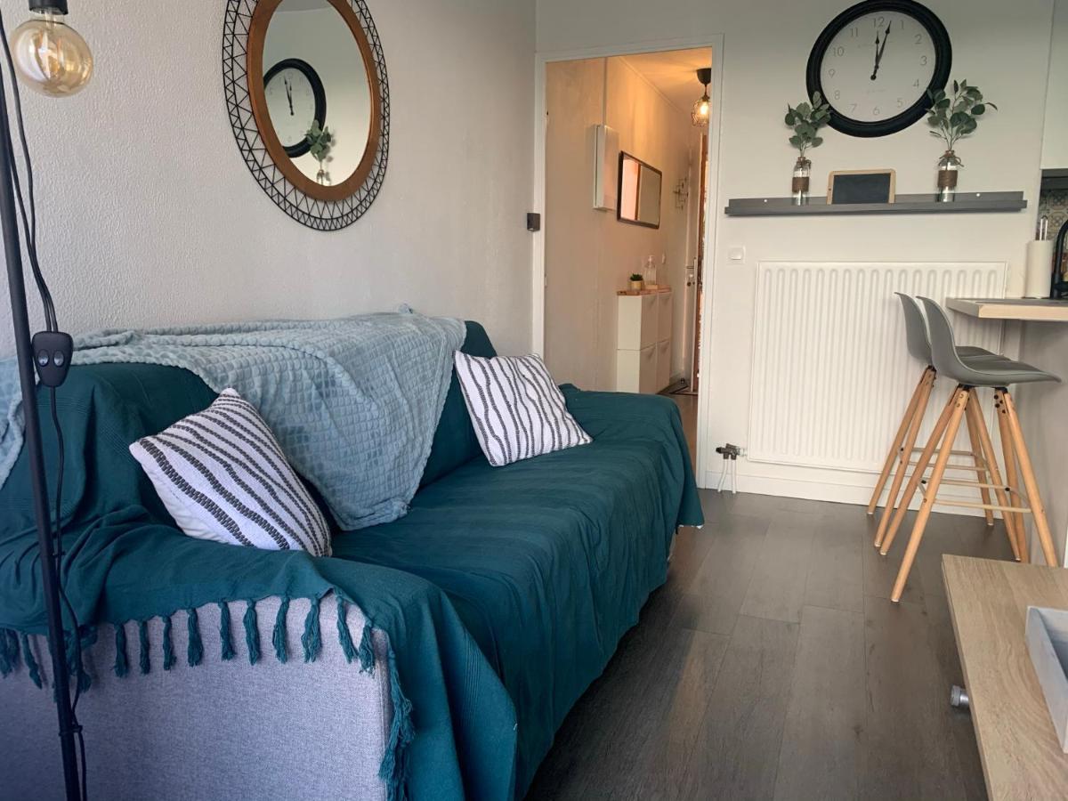Chaleureux Appartement Face Au Port Sta Lucia, Tout A Pieds, Wifi Saint-Raphaël Buitenkant foto