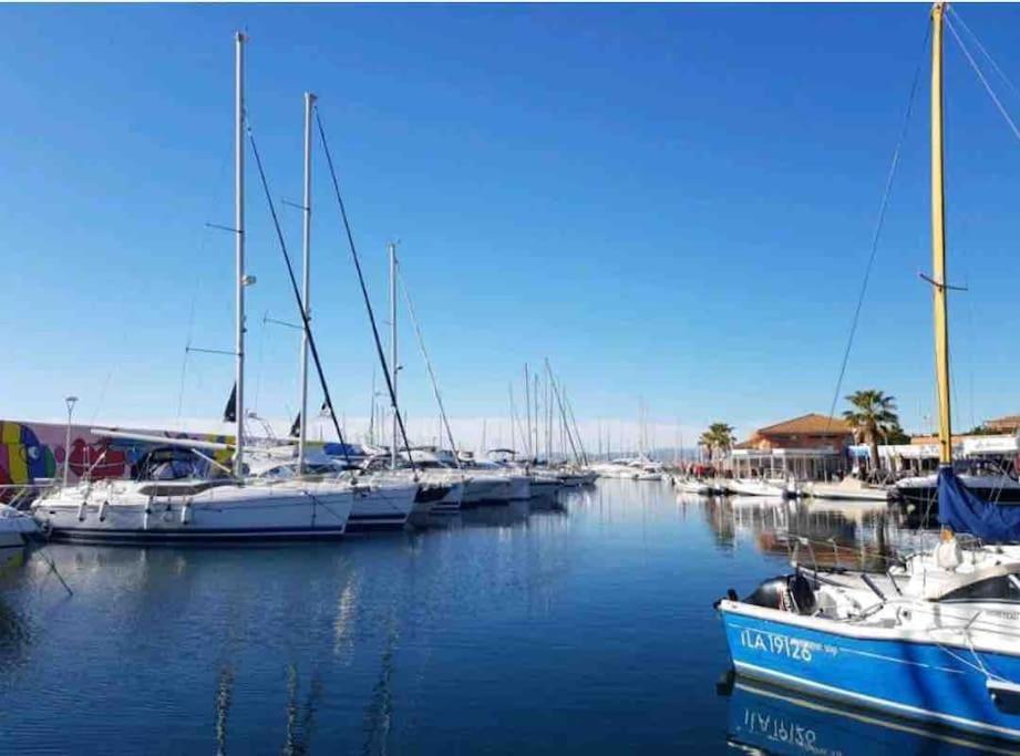 Chaleureux Appartement Face Au Port Sta Lucia, Tout A Pieds, Wifi Saint-Raphaël Buitenkant foto