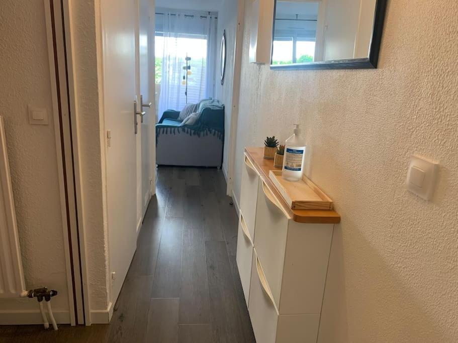 Chaleureux Appartement Face Au Port Sta Lucia, Tout A Pieds, Wifi Saint-Raphaël Buitenkant foto